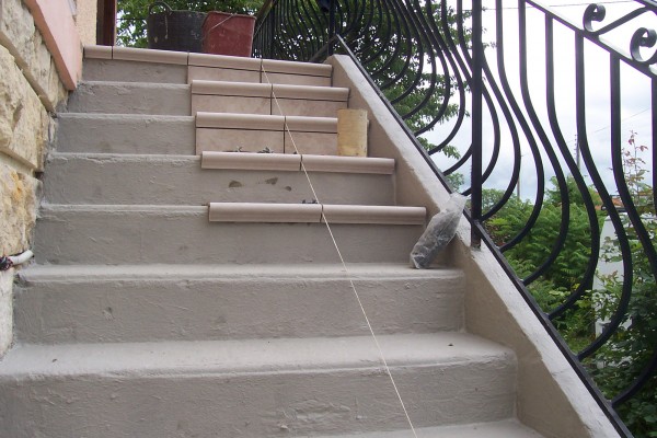 rénovation extérieure agrandissement escalier avant - solutions travaux rénovation
